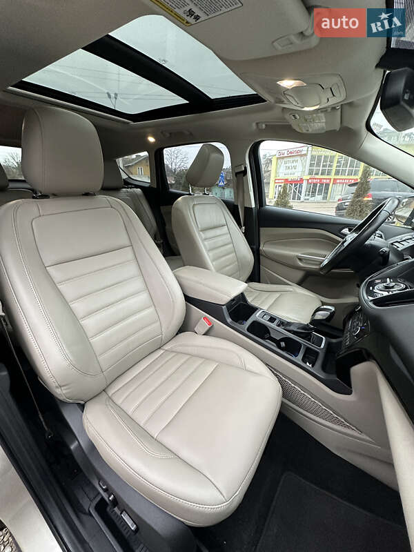 Позашляховик / Кросовер Ford Escape 2018 в Івано-Франківську