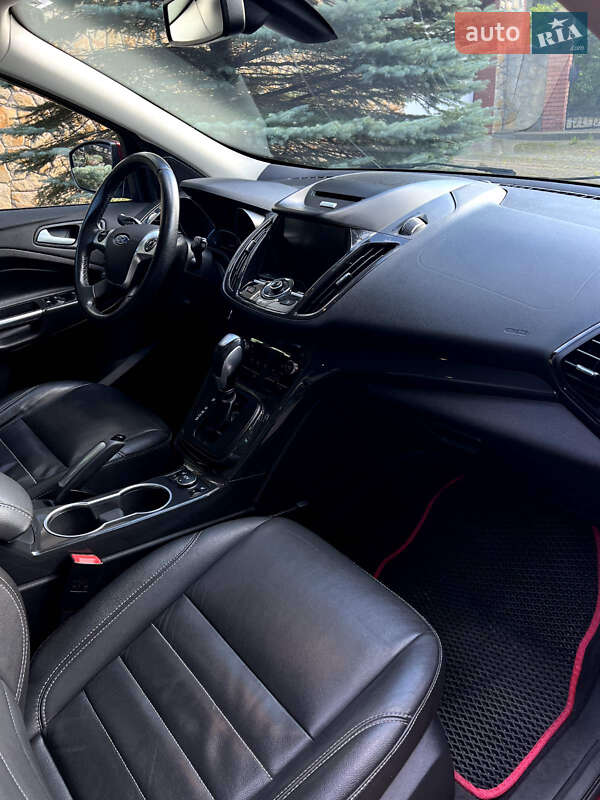 Внедорожник / Кроссовер Ford Escape 2015 в Львове