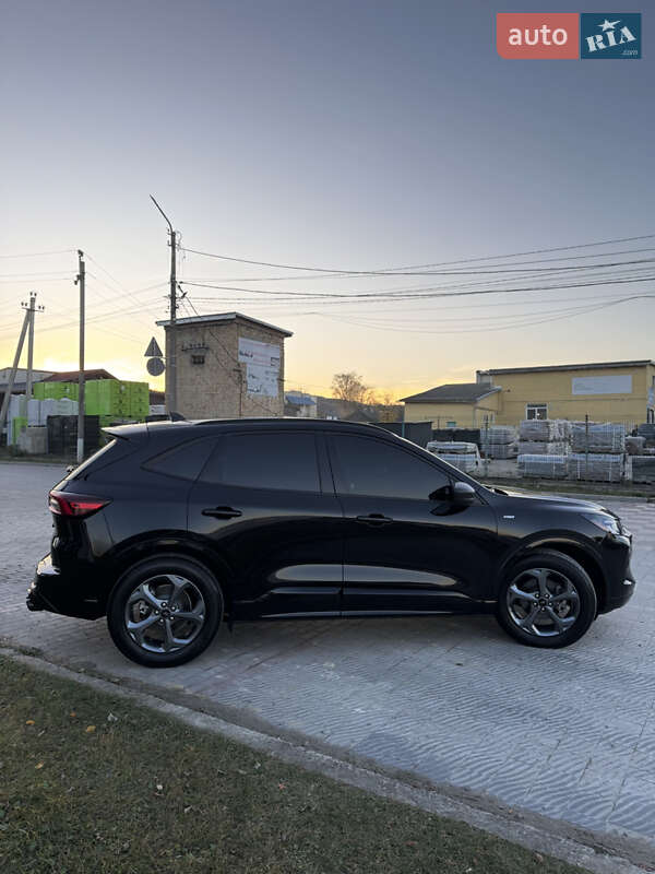 Внедорожник / Кроссовер Ford Escape 2023 в Львове
