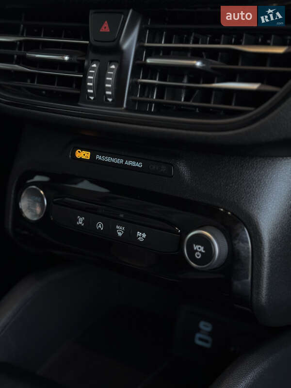 Внедорожник / Кроссовер Ford Escape 2023 в Львове