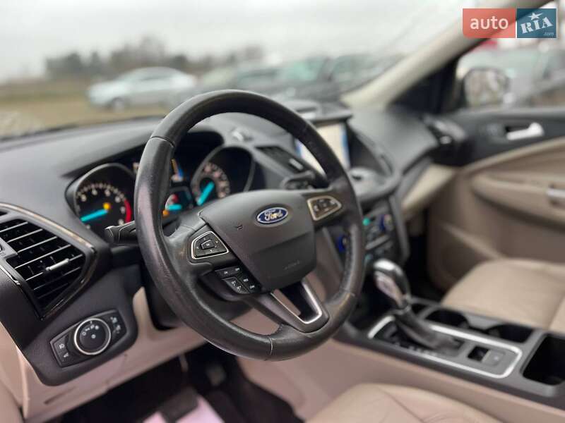 Позашляховик / Кросовер Ford Escape 2017 в Стрию фото 24 Позашляховик / Кросовер Ford Escape 2017 в Стрию