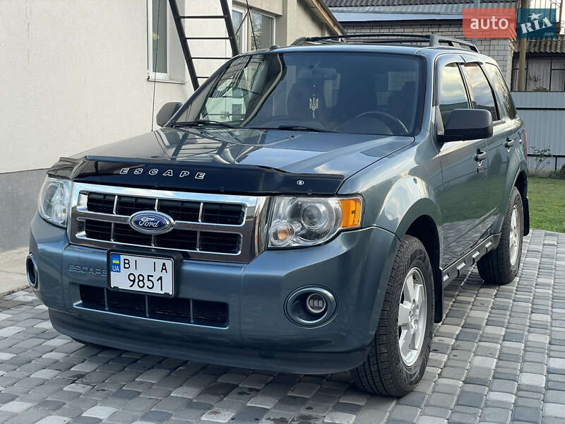 Внедорожник / Кроссовер Ford Escape 2012 в Лубнах