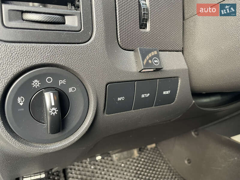 Внедорожник / Кроссовер Ford Escape 2012 в Лубнах