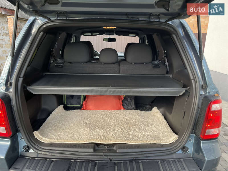 Внедорожник / Кроссовер Ford Escape 2012 в Лубнах