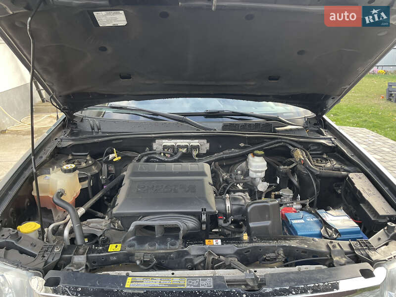 Внедорожник / Кроссовер Ford Escape 2012 в Лубнах