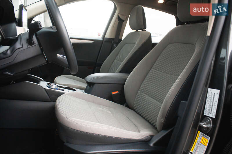 Позашляховик / Кросовер Ford Escape 2020 в Києві