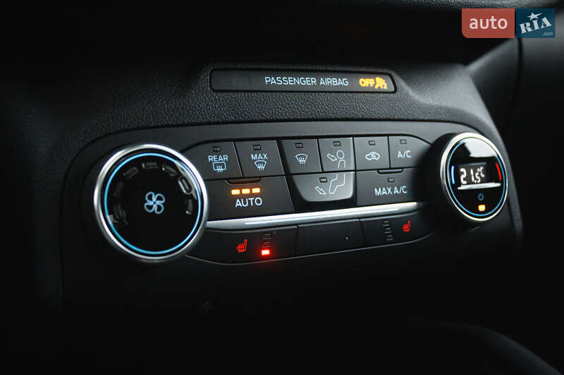 Позашляховик / Кросовер Ford Escape 2020 в Києві