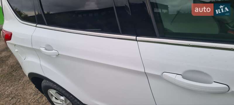 Внедорожник / Кроссовер Ford Escape 2014 в Радехове