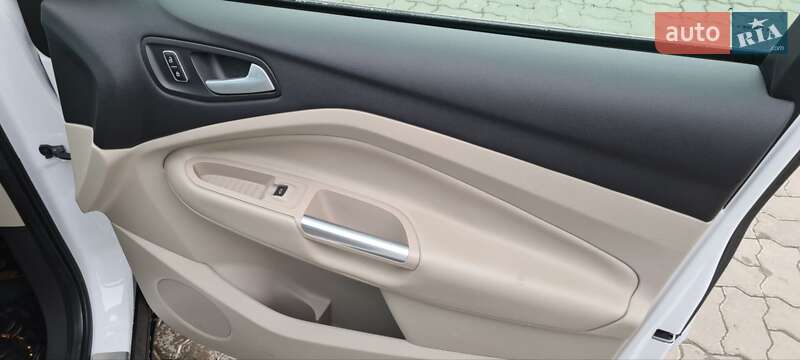 Внедорожник / Кроссовер Ford Escape 2014 в Радехове