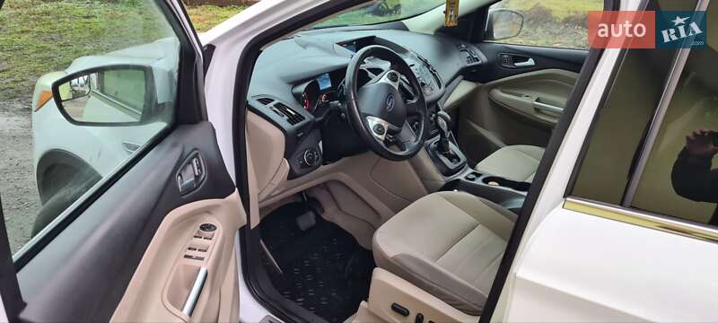 Внедорожник / Кроссовер Ford Escape 2014 в Радехове