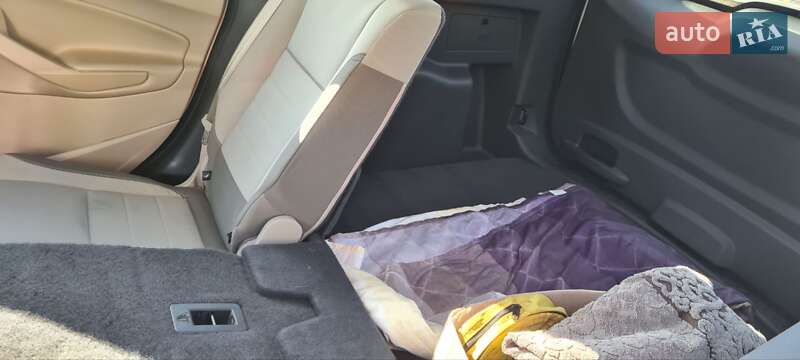 Внедорожник / Кроссовер Ford Escape 2014 в Радехове