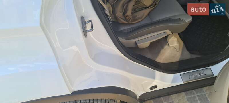 Внедорожник / Кроссовер Ford Escape 2014 в Радехове