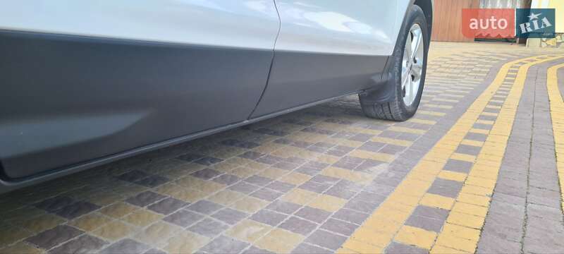 Внедорожник / Кроссовер Ford Escape 2014 в Радехове