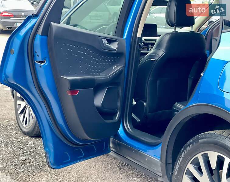 Внедорожник / Кроссовер Ford Escape 2020 в Житомире