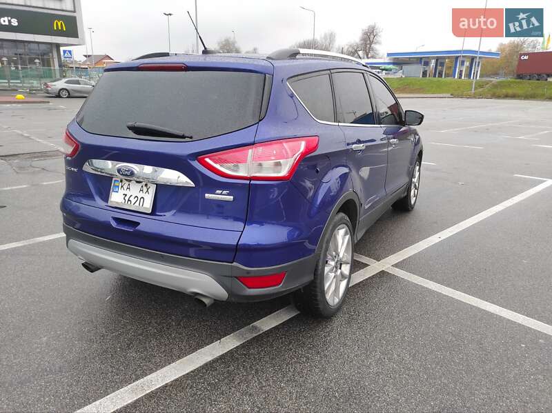 Позашляховик / Кросовер Ford Escape 2015 в Києві