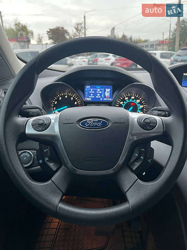 Внедорожник / Кроссовер Ford Escape 2013 в Кривом Роге фото 7 Внедорожник / Кроссовер Ford Escape 2013 в Кривом Роге