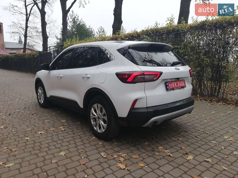 Внедорожник / Кроссовер Ford Escape 2023 в Львове