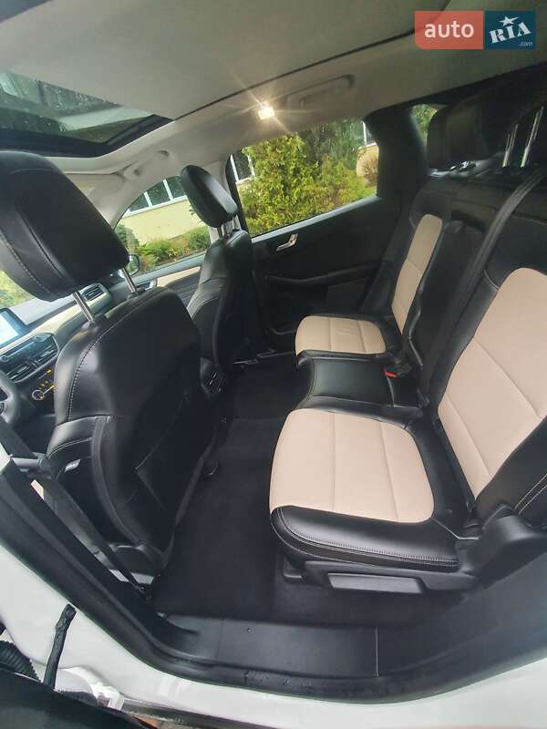 Позашляховик / Кросовер Ford Escape 2022 в Рівному фото 3 Позашляховик / Кросовер Ford Escape 2022 в Рівному