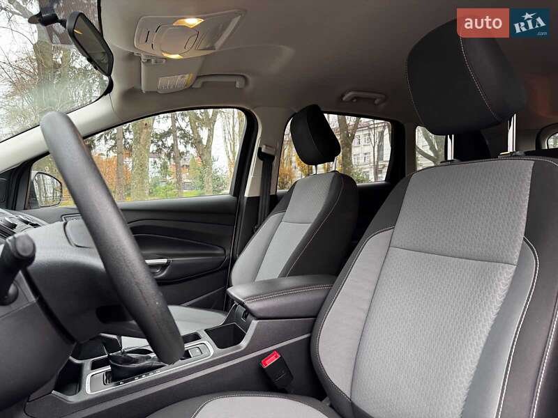 Позашляховик / Кросовер Ford Escape 2018 в Києві фото 16 Позашляховик / Кросовер Ford Escape 2018 в Києві