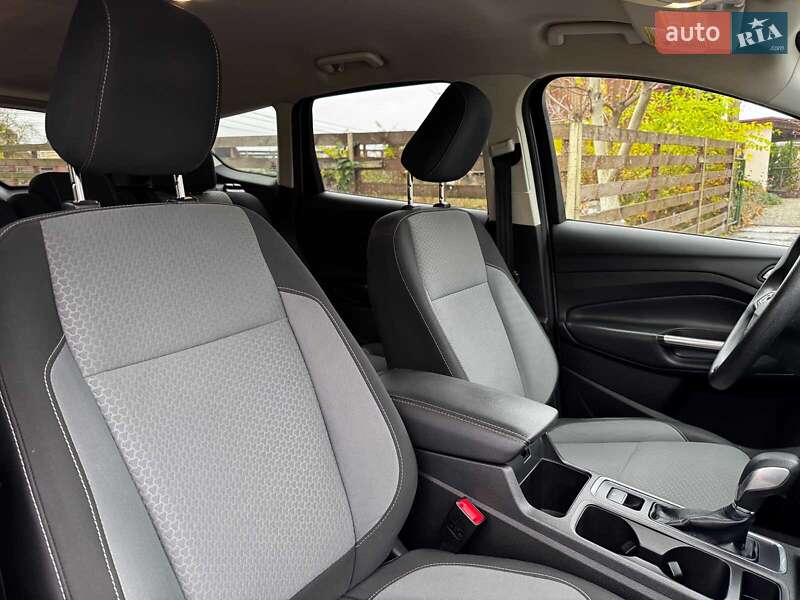 Позашляховик / Кросовер Ford Escape 2018 в Києві фото 32 Позашляховик / Кросовер Ford Escape 2018 в Києві