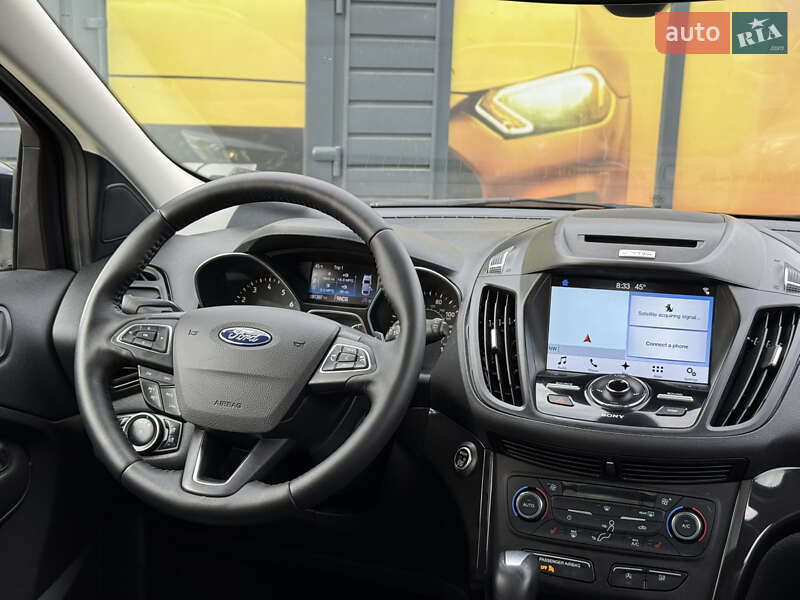 Позашляховик / Кросовер Ford Escape 2016 в Стрию