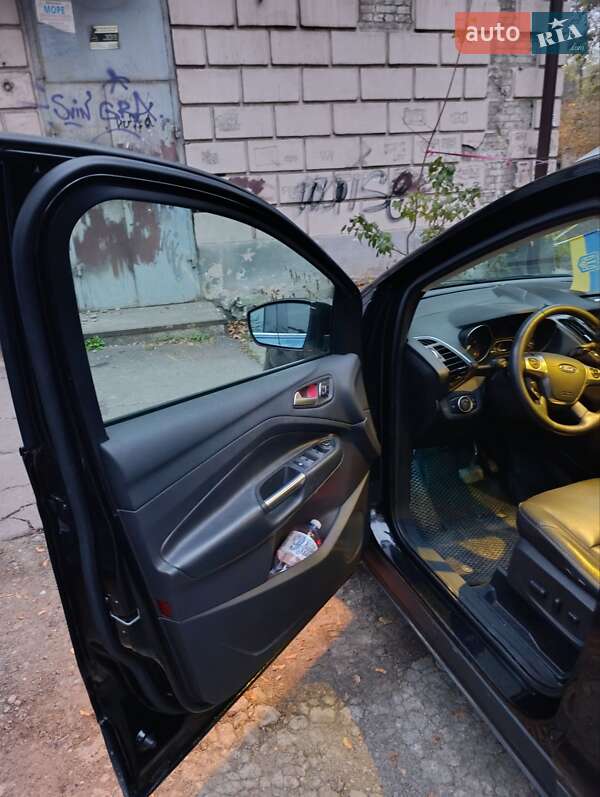 Позашляховик / Кросовер Ford Escape 2015 в Дніпрі фото 7 Позашляховик / Кросовер Ford Escape 2015 в Дніпрі