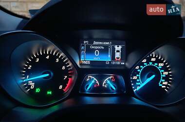 Позашляховик / Кросовер Ford Escape 2015 в Дніпрі