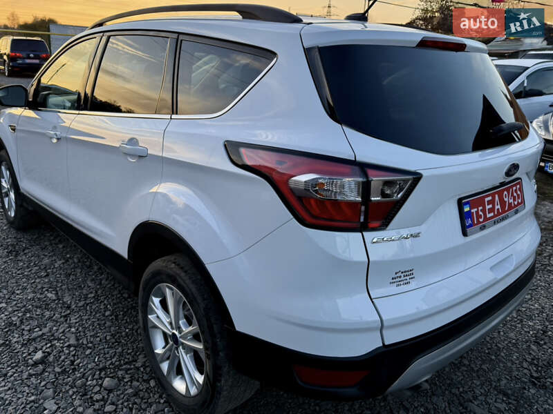 Позашляховик / Кросовер Ford Escape 2018 в Полтаві фото 6 Позашляховик / Кросовер Ford Escape 2018 в Полтаві