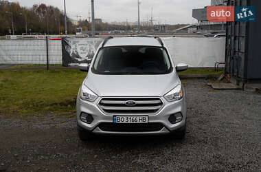 Внедорожник / Кроссовер Ford Escape 2017 в Львове