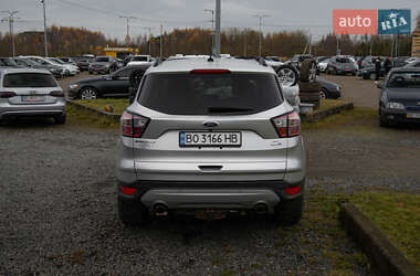 Внедорожник / Кроссовер Ford Escape 2017 в Львове