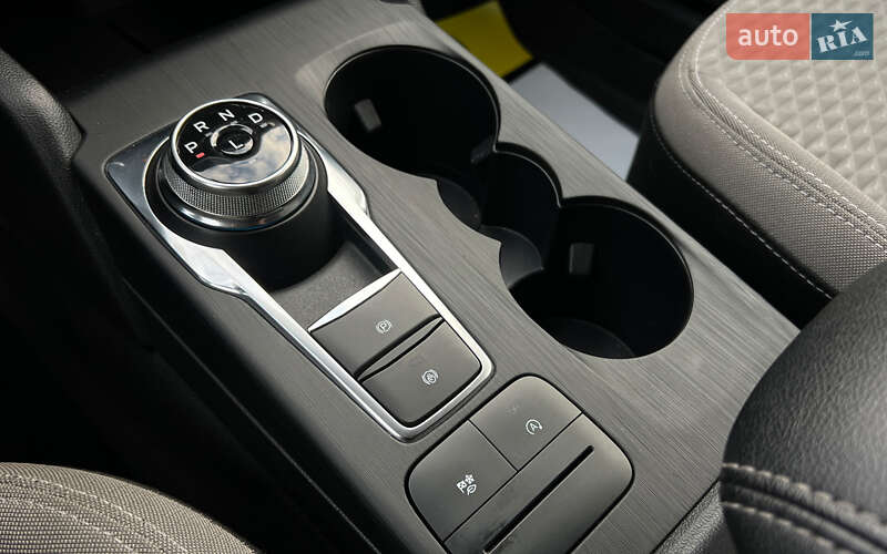 Позашляховик / Кросовер Ford Escape 2021 в Львові фото 16 Позашляховик / Кросовер Ford Escape 2021 в Львові