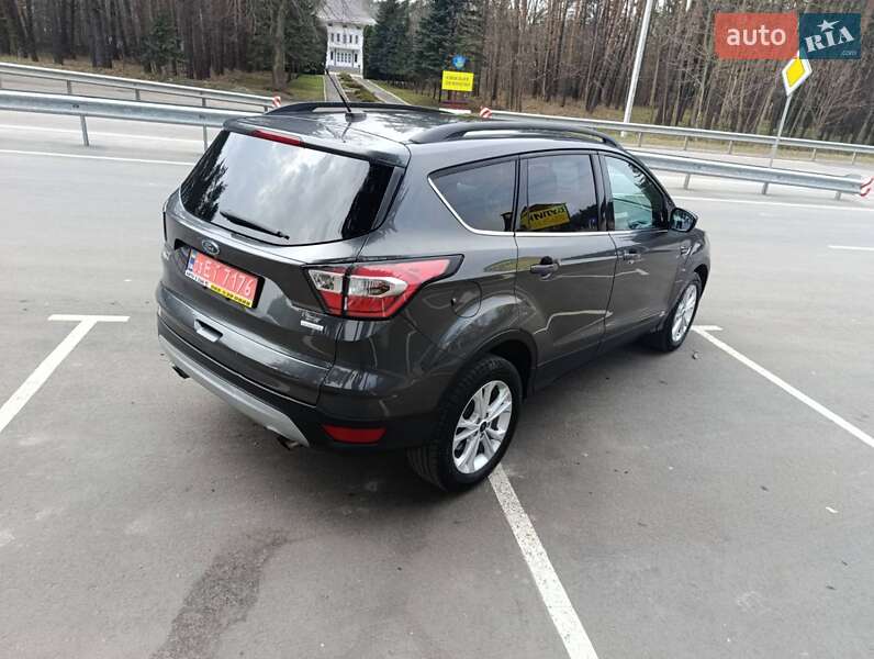 Внедорожник / Кроссовер Ford Escape 2018 в Смыге фото 14 Внедорожник / Кроссовер Ford Escape 2018 в Смыге