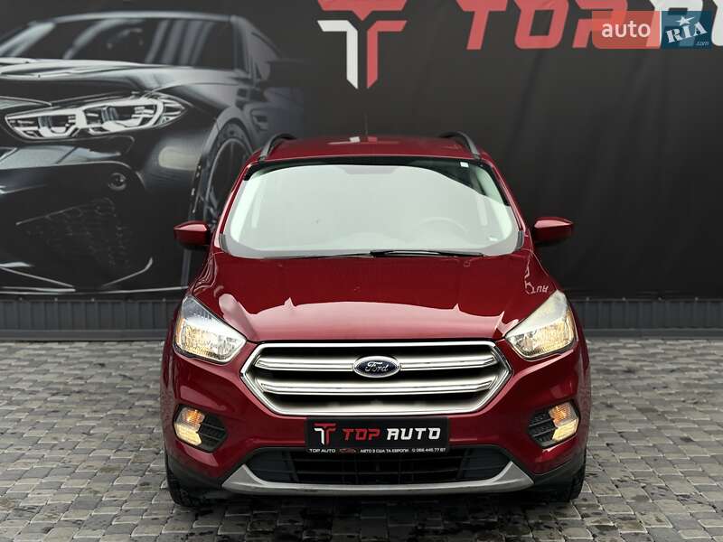 Позашляховик / Кросовер Ford Escape 2018 в Львові