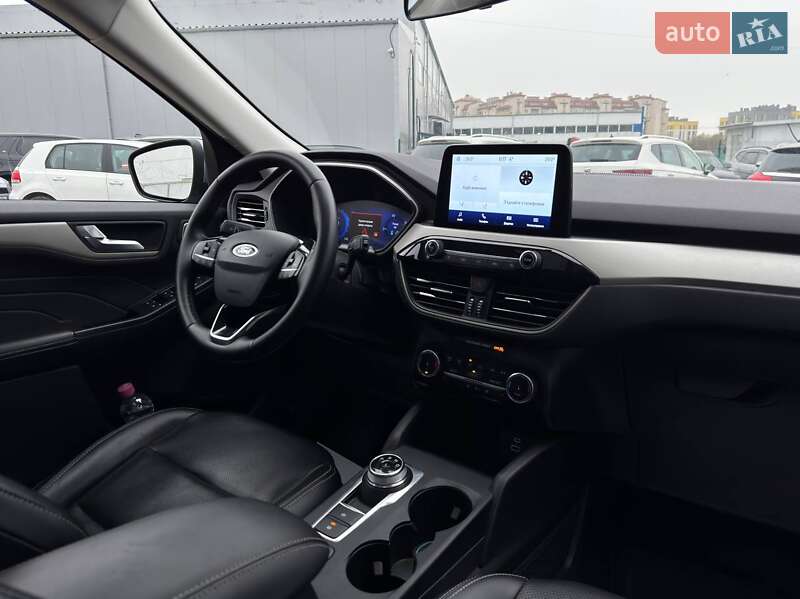 Позашляховик / Кросовер Ford Escape 2022 в Львові
