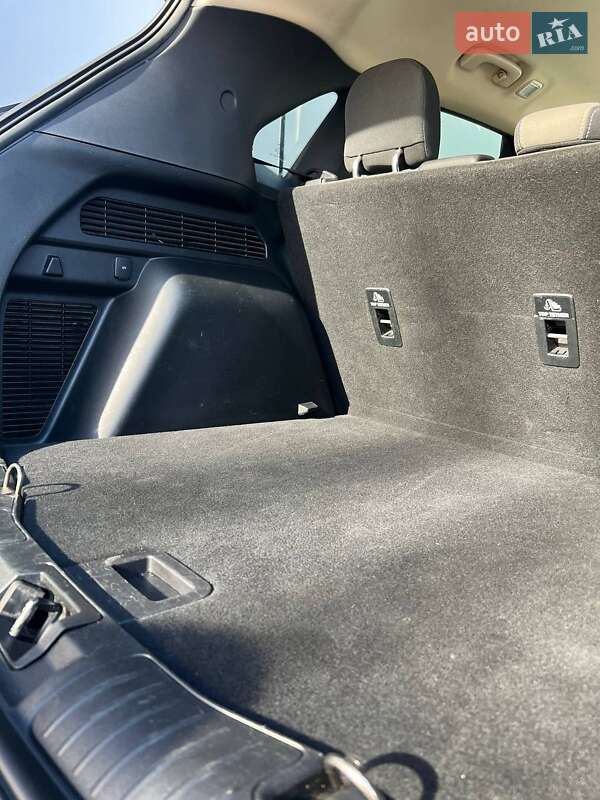 Позашляховик / Кросовер Ford Escape 2020 в Києві