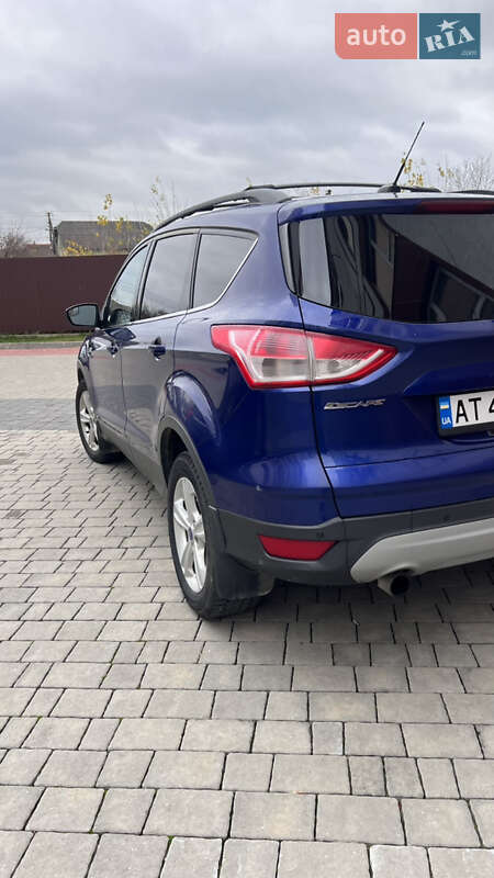 Внедорожник / Кроссовер Ford Escape 2012 в Ивано-Франковске