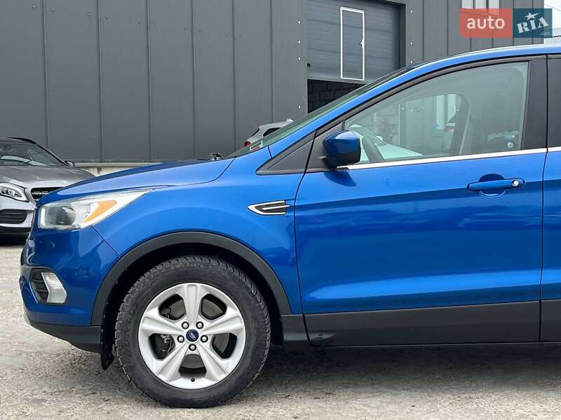 Позашляховик / Кросовер Ford Escape 2016 в Львові фото 3 Позашляховик / Кросовер Ford Escape 2016 в Львові