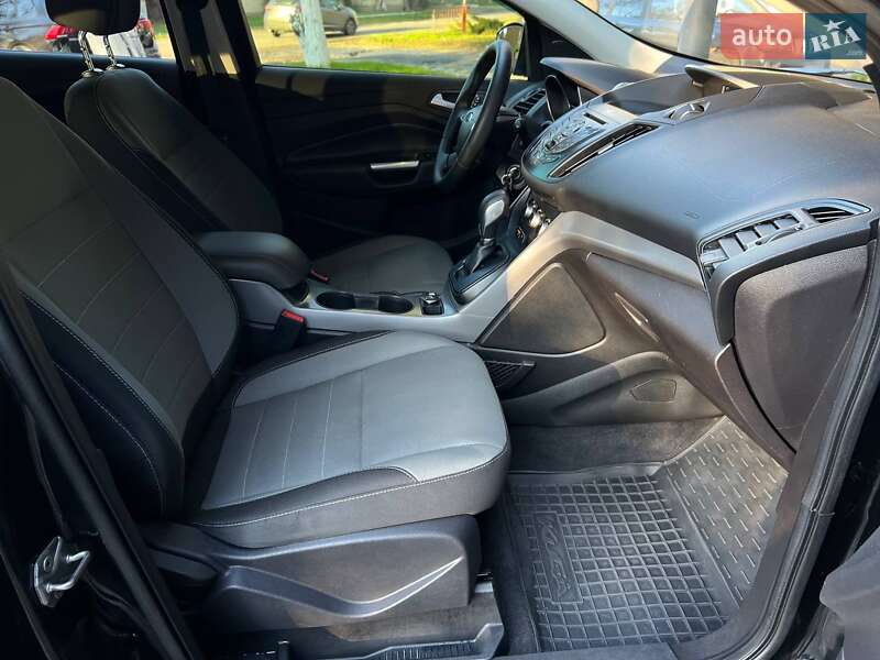 Позашляховик / Кросовер Ford Escape 2015 в Одесі фото 17 Позашляховик / Кросовер Ford Escape 2015 в Одесі