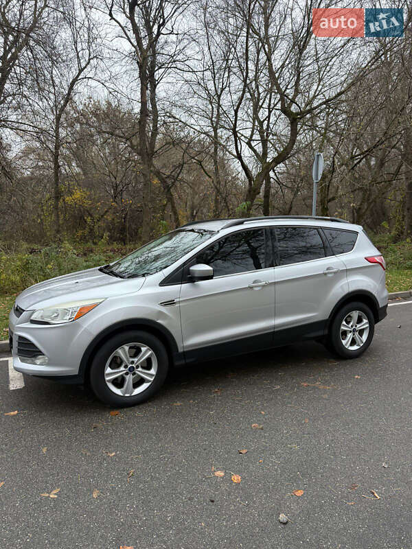Внедорожник / Кроссовер Ford Escape 2014 в Чернигове