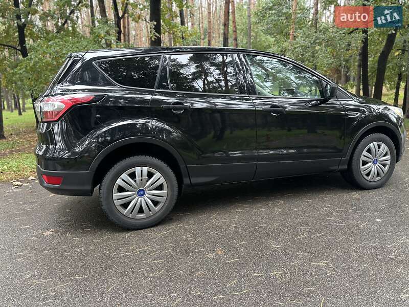 Позашляховик / Кросовер Ford Escape 2017 в Києві фото 3 Позашляховик / Кросовер Ford Escape 2017 в Києві
