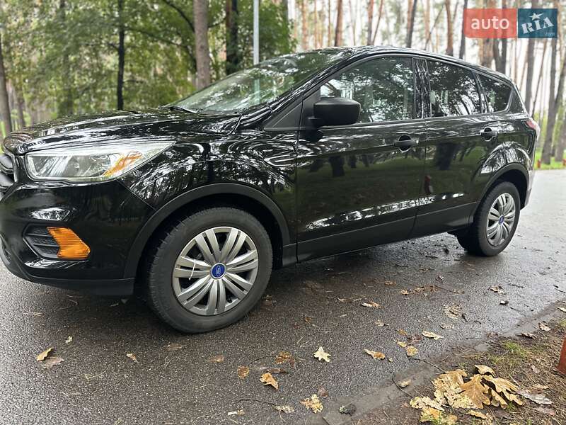 Позашляховик / Кросовер Ford Escape 2017 в Києві фото 8 Позашляховик / Кросовер Ford Escape 2017 в Києві