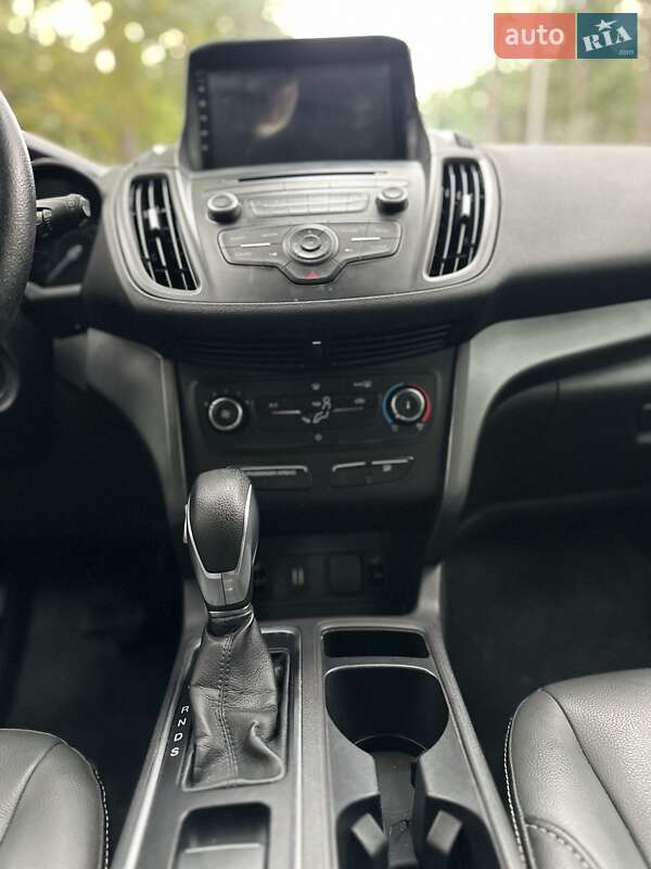 Позашляховик / Кросовер Ford Escape 2017 в Києві фото 26 Позашляховик / Кросовер Ford Escape 2017 в Києві