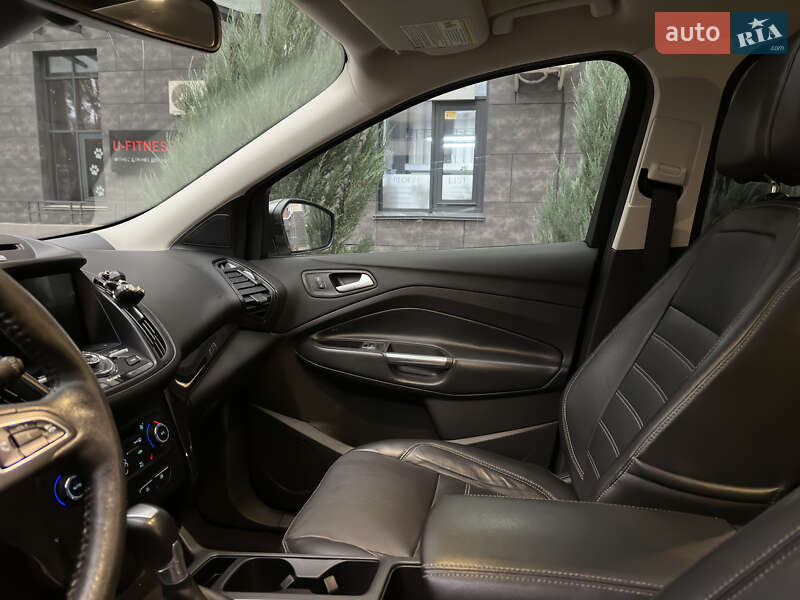 Позашляховик / Кросовер Ford Escape 2016 в Києві фото 11 Позашляховик / Кросовер Ford Escape 2016 в Києві