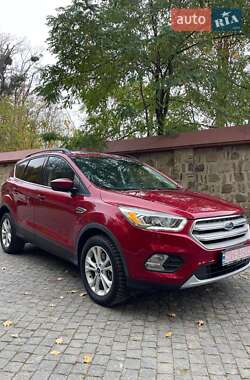 Позашляховик / Кросовер Ford Escape 2017 в Києві