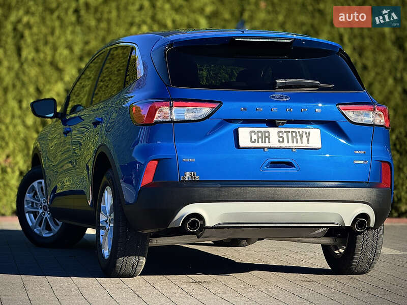 Позашляховик / Кросовер Ford Escape 2019 в Стрию