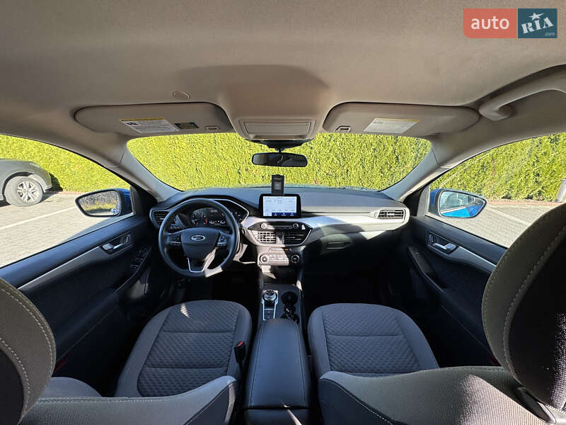 Позашляховик / Кросовер Ford Escape 2019 в Стрию