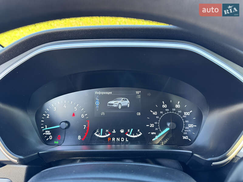 Позашляховик / Кросовер Ford Escape 2019 в Стрию