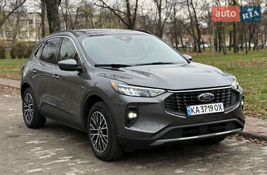 Внедорожник / Кроссовер Ford Escape 2023 в Киеве