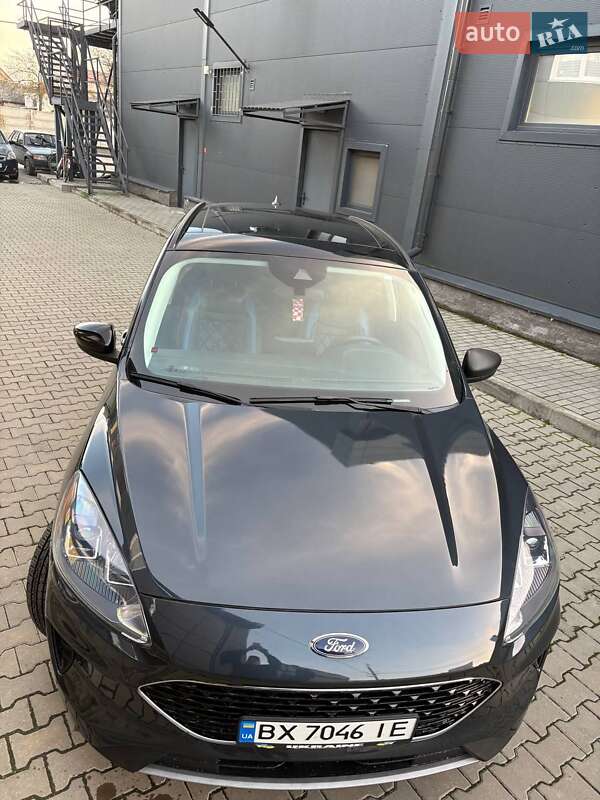 Позашляховик / Кросовер Ford Escape 2022 в Шепетівці