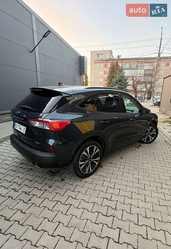 Позашляховик / Кросовер Ford Escape 2022 в Шепетівці